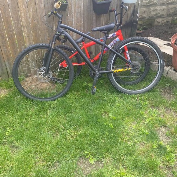 Bikes - Picture 3 of 7